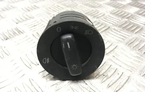 Volkswagen PASSAT B6 Light switch 1K0941431B 74850034 9521101