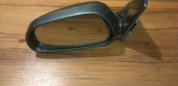 Mazda 626 Front door electric wing mirror e13010519