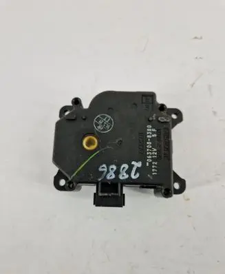 Toyota Previa (XR30, XR40) II Air flap motor/actuator 0637008380