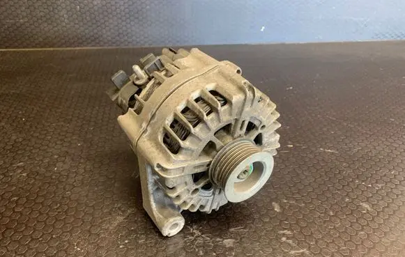 BMW X1 E84 Generator/alternator 285712 P9927112 210128