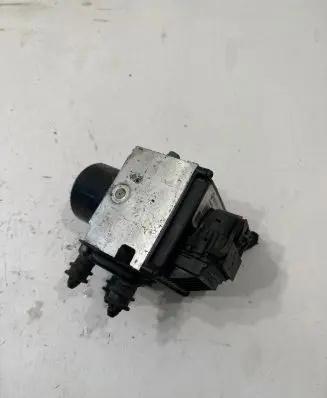 Volkswagen PASSAT B6 ABS Pump 3C0614109T 16705710K 16705910