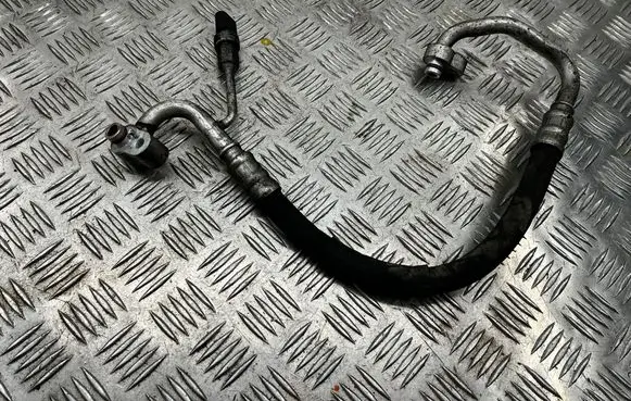Skoda Octavia Mk2 (1Z) Air conditioning (A/C) pipe/hose 1K0820721CA