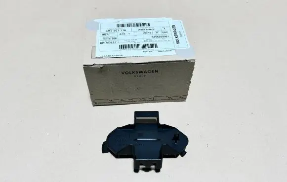 Audi Q7 4M Other interior part 4M0907176 14403