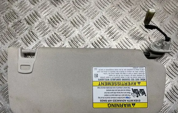 Subaru Legacy Sun visor