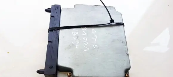 Volvo S60 Engine control unit/module 1928403486 0000171648