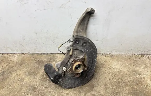 BMW 5 G30 G31 G38 Front wheel hub spindle knuckle 
