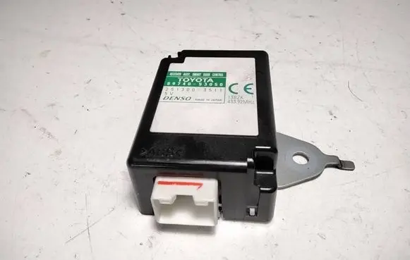 Lexus IS 220D-250-350 Other control units/modules 43392MHZ 2513003511