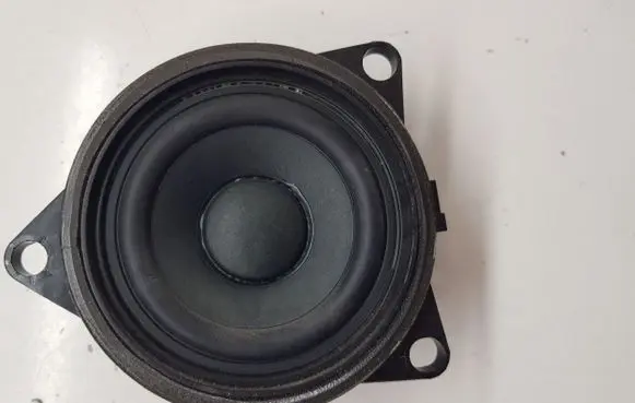 Volvo S90, V90 Front door speaker 31350427