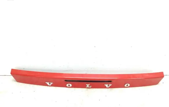 Volvo C70 Trunk door license plate light bar 