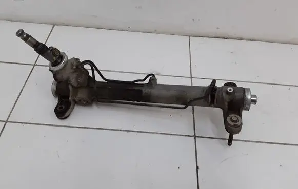 Toyota Corolla Verso E121 Steering rack