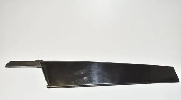Front door glass trim molding