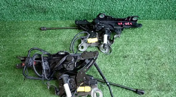 BMW X1 F48 F49 Engine bonnet/hood hinges 