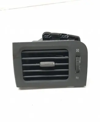 Nissan X-Trail T31 Dashboard side air vent grill/cover trim 68760JG00A