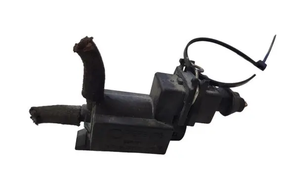 BMW X5 E70 Turbo solenoid valve 70231800 7810831