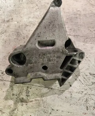 Audi A3 S3 8P Engine mounting bracket 03G199207A 500KTS42 500K1S4