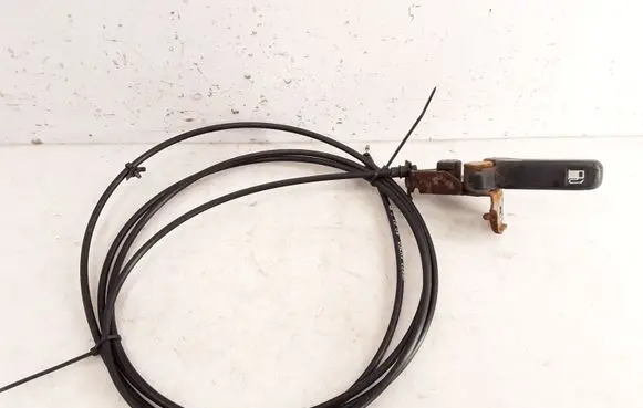Nissan Primera Fuel cap release pull handle 78822AV760