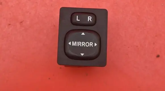 Toyota Auris 150 Mirror heating switch 769746D