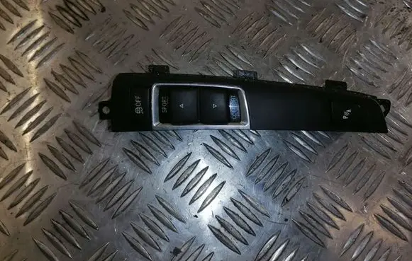 BMW 5 F10 F11 Parking (PDC) sensor switch 9202951