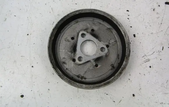 Audi A6 Allroad C5 Crankshaft pulley 059145255