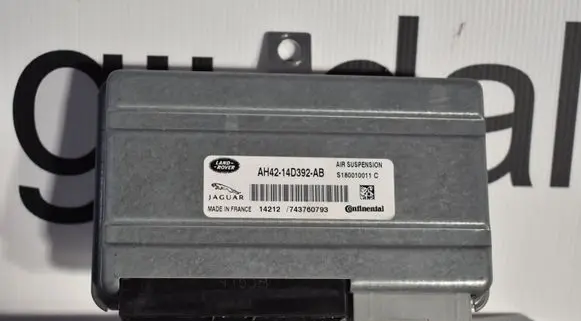 Land Rover Discovery 4 - LR4 Air suspension control unit module (rear) AH4214D392AB