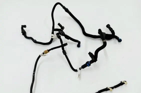 BMW 3 G20 G21 Fuel return line/hose 8473683