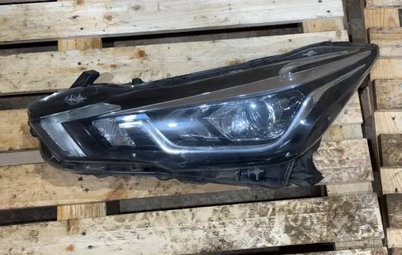 Nissan Micra K14 Headlight/headlamp 260605FA2A S2412P143 KOITO10018834