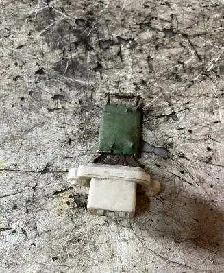 Ford Focus Heater blower motor/fan resistor 3M5H18B647AC