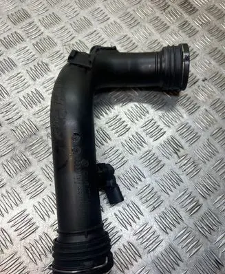 Volkswagen PASSAT B6 Intercooler hose/pipe 1K0145770AF