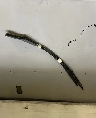 Opel Vivaro Front wiper blade arm