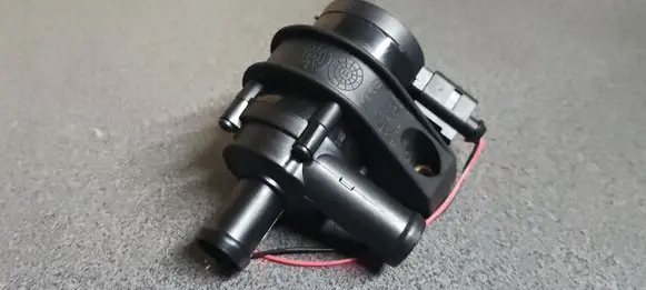 Audi A3 S3 8L Electric auxiliary coolant/water pump 1K0965561J