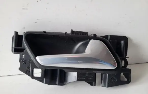 Opel Crossland X Rear door interior handle 98000000