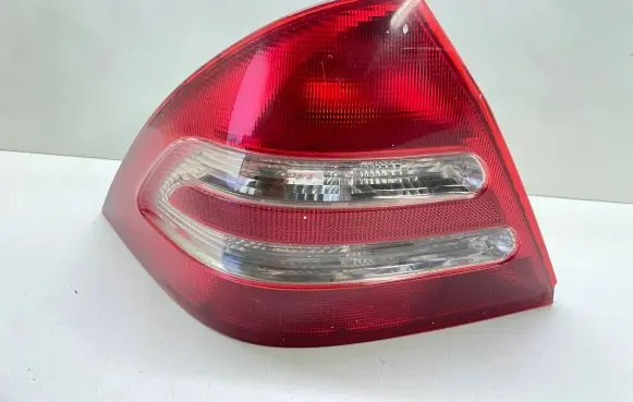 Mercedes-Benz C W203 Rear/tail lights