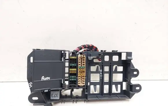 Audi A6 S6 C6 4F Fuse module 4F0971845