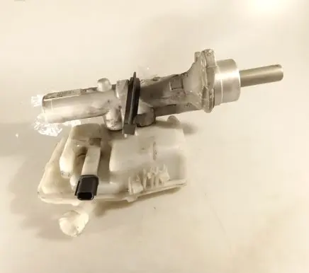 Opel Vivaro Master brake cylinder 460913484R 93868496