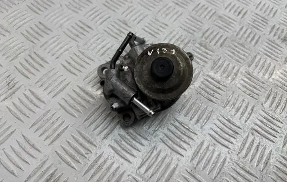 Toyota Corolla Verso AR10 Fuel filter bracket/mount holder 233800R010 233800R012 233800R011