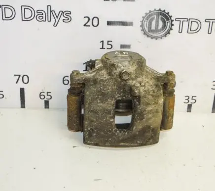 Mercedes-Benz C W204 Front brake caliper