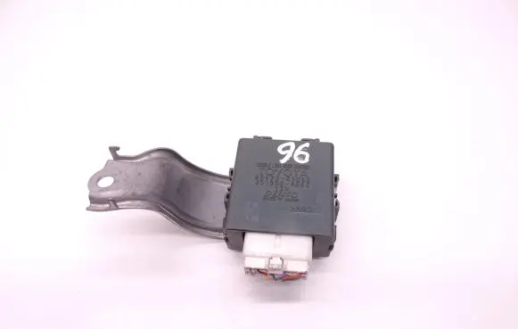 Lexus IS 220D-250-350 Door control unit/module 8597053030 0515004060 D96