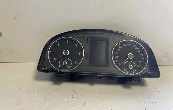 Speedometer (instrument cluster)
