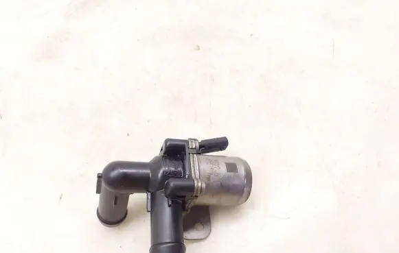 BMW iX3 G08 Coolant heater control valve 8689695 17331410 4014774B