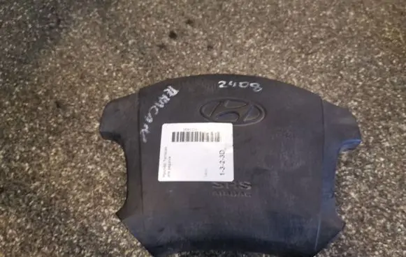 Hyundai Terracan Steering wheel airbag
