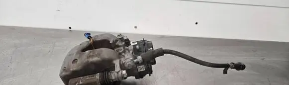 Rear brake caliper
