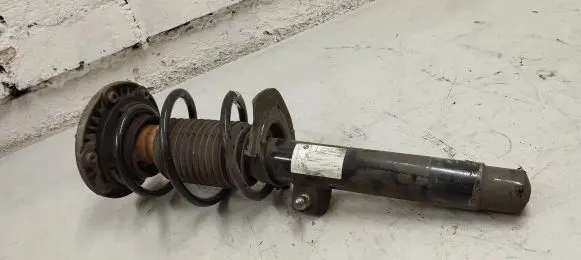 BMW 4 F36 Gran coupe Front shock absorber with coil spring 6883327