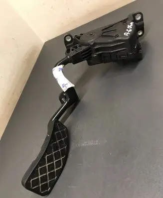 Audi A6 S6 C6 4F Accelerator throttle pedal 4F2721523