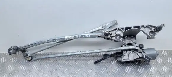 Front wiper linkage and motor