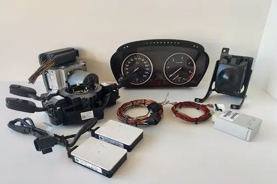 BMW 5 E60 E61 Distronic sensor radar 6781590 6790877 678159001