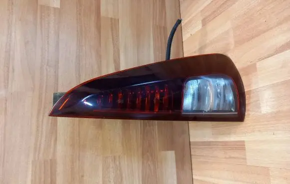 Renault Espace IV Rear/tail lights 8200394724
