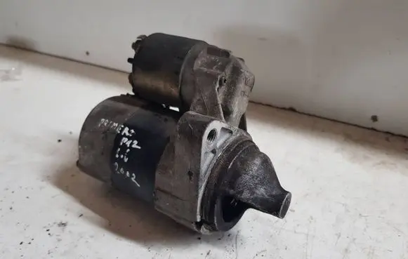 Nissan Primera Starter motor 233009F660
