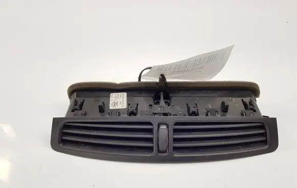 Ford Kuga II Rear air vent grill AM51-R01815-AEW