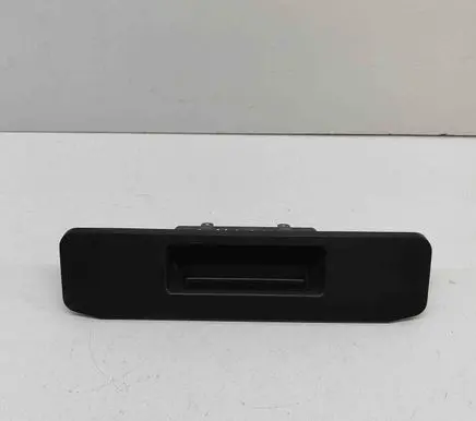 Mercedes-Benz A W176 Tailgate/boot open switch button A1667500493