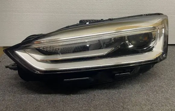 Audi A5 Headlight/headlamp 8W6941005C